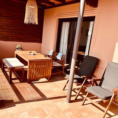 Stillvolle Villa Mit Terrasse, Garten Und Grill Lajares Exterior foto